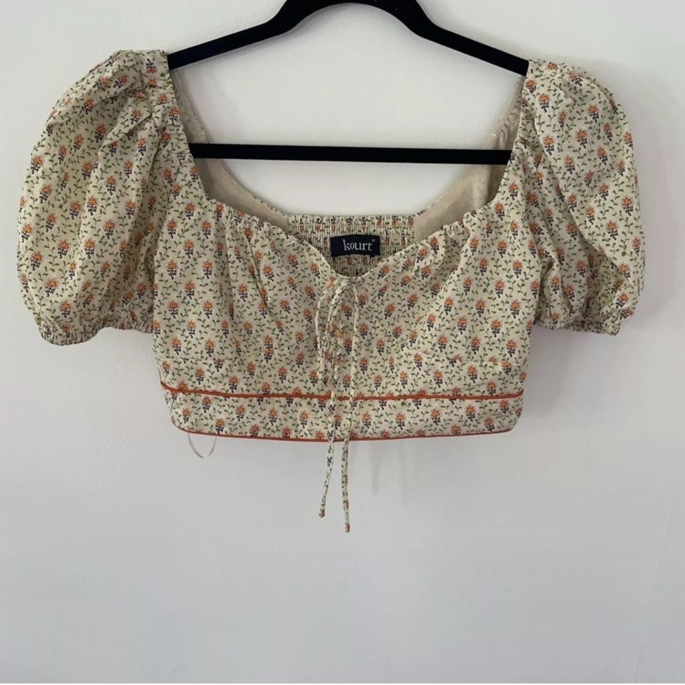 TWO PIECE TOP & SHORTS KOURT Floral Puff Sleeve Crop Top And Shorts Set     NWT - Picture 7 of 14
